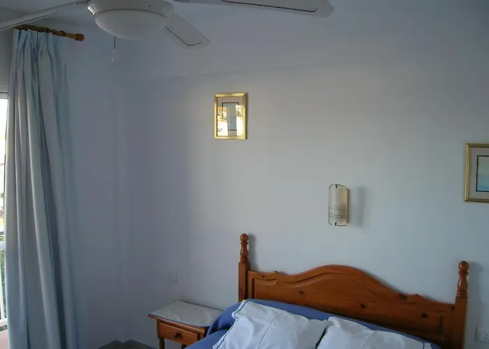 Πανσιόν Estrella Del Mar Nerja